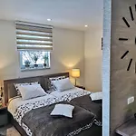 Apartament Nis Pale